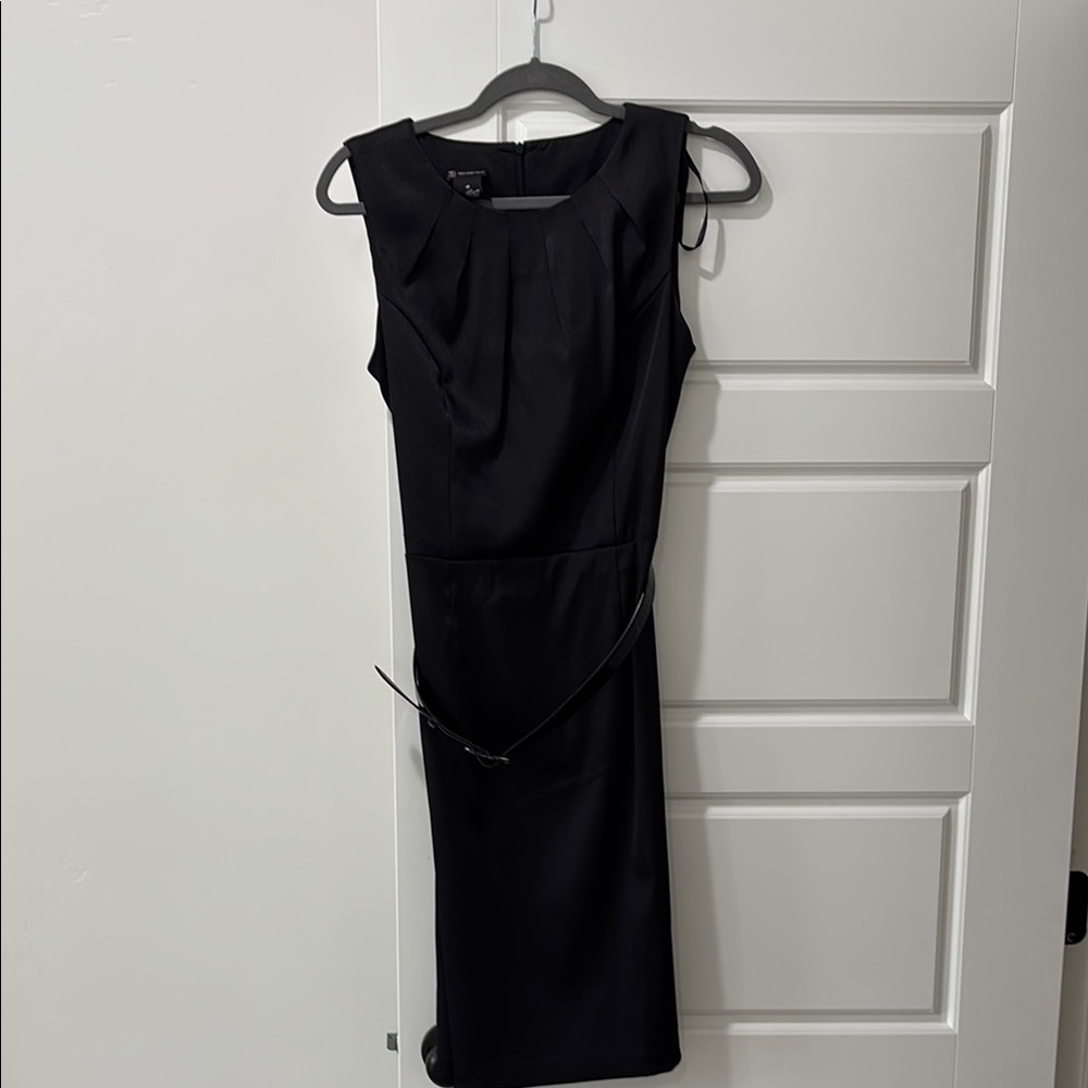 Elegant Black Sleeveless Dress